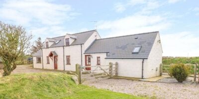 Maerdy Cwtch near Solva