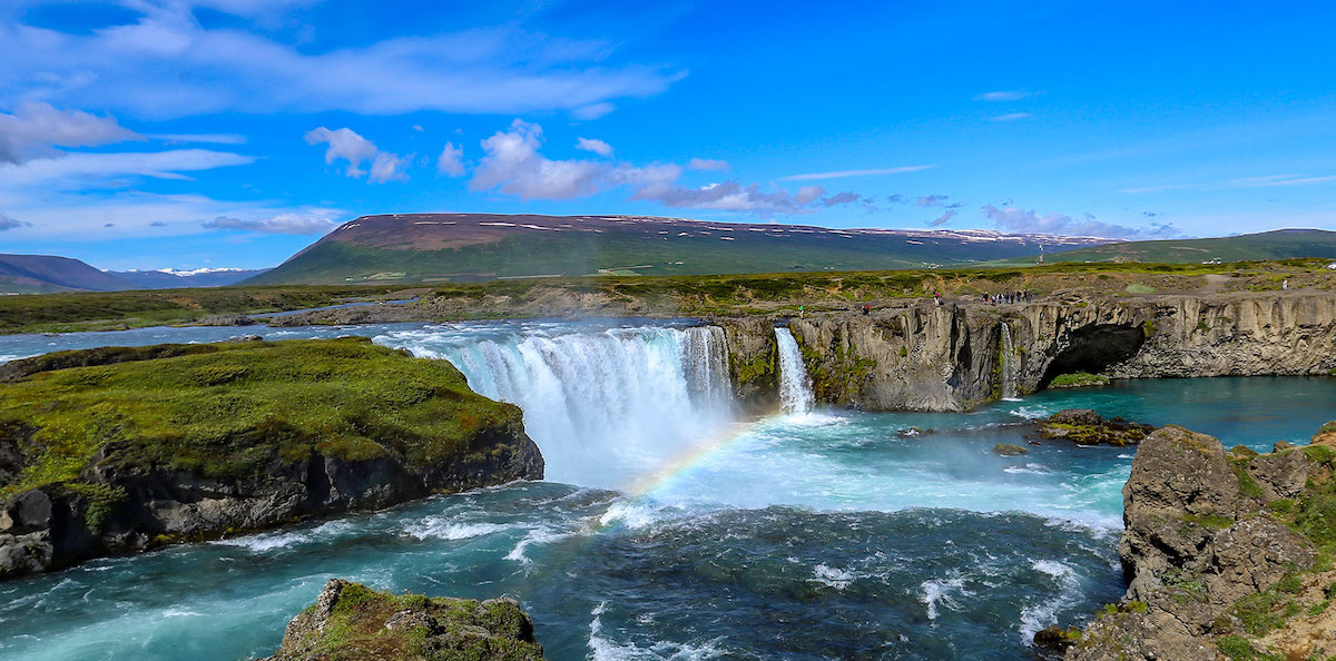 Whales, Waterfalls and Geysers of Iceland with Fred. Olsen Cruises and Go Stargazing