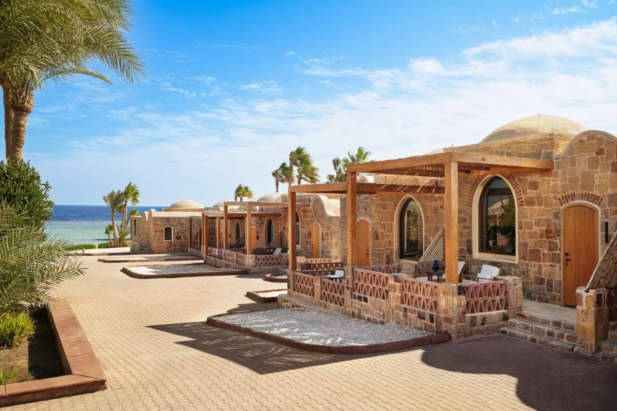 See the total solar eclipse in Egypt (Red Sea Coast, Dendera, Asyut observation camp, El Quseir)